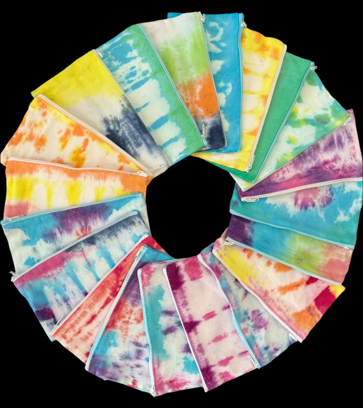 Neceser de viaje con efecto tie-dye azul y amarillo: estuche colorido con cremallera para maquillaje y artículos esenciales | Mitten Hippie